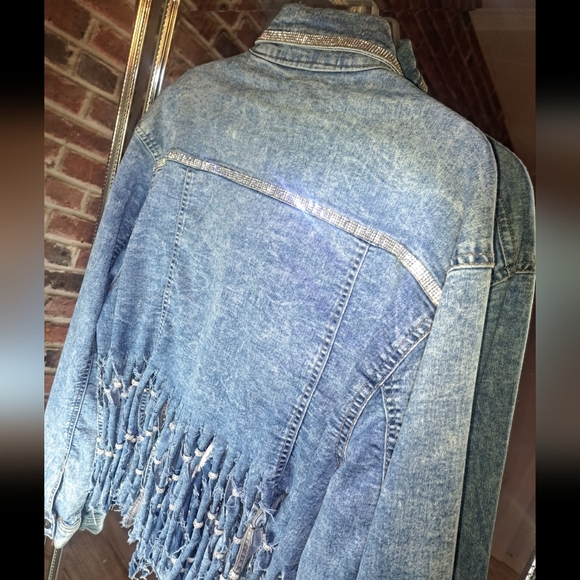 THE SHOW STOPPPPER!!❤️ - Picture 5 of 13